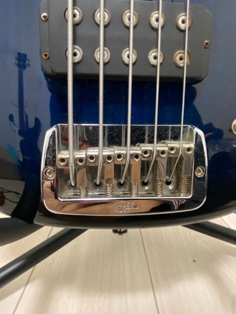 G&L L-2500 tribute Blue Burst 5弦ベース