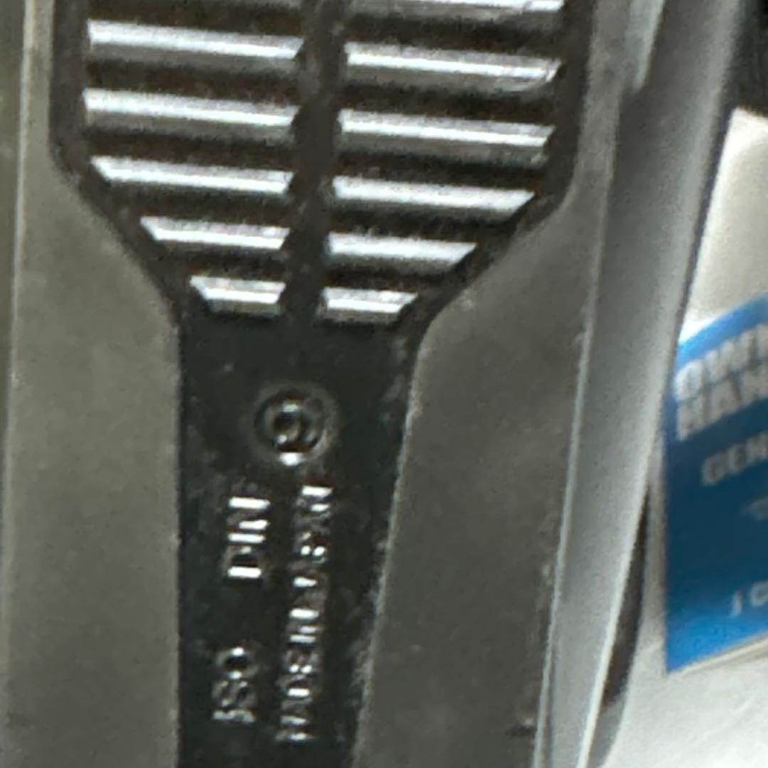 未使用28.5CM スキー ブーツ黒色ブラックGENFACTORY CARVE5