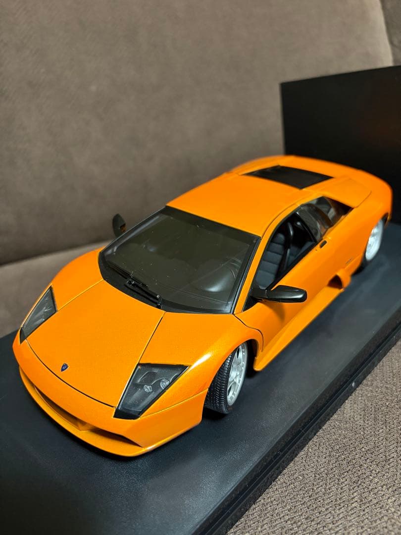 ハチハチAUTOart Lamborghini MURCIE