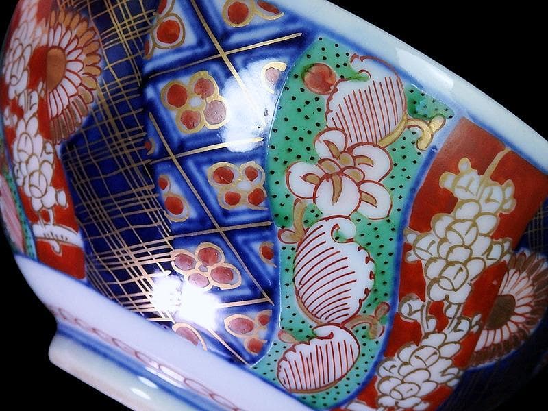 大聖寺伊万里　金襴手　捻り紋に寿の図　蓋茶碗　N158AS-DCd