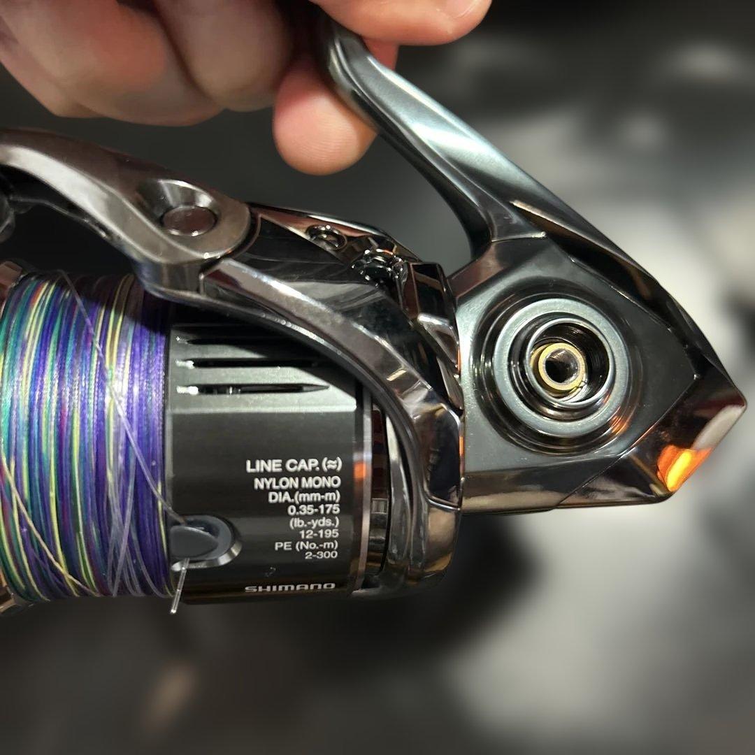 美品　22ステラC5000XG シマノ