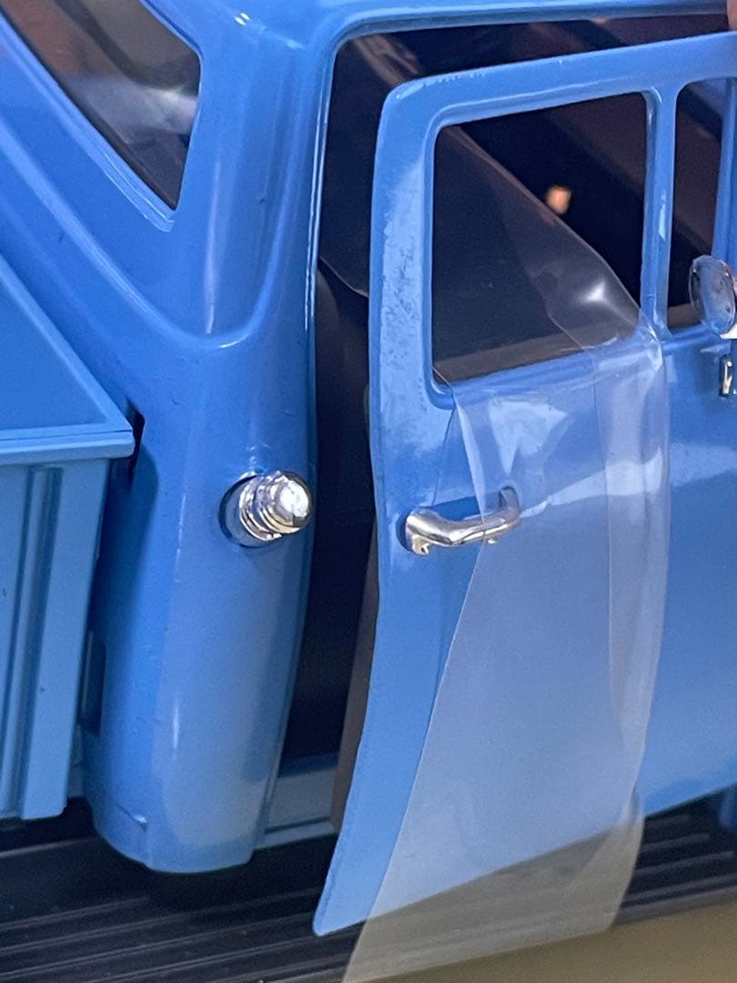 北箱　FordF-100 PickUpミニカーイエロートラックミニカー容器入り