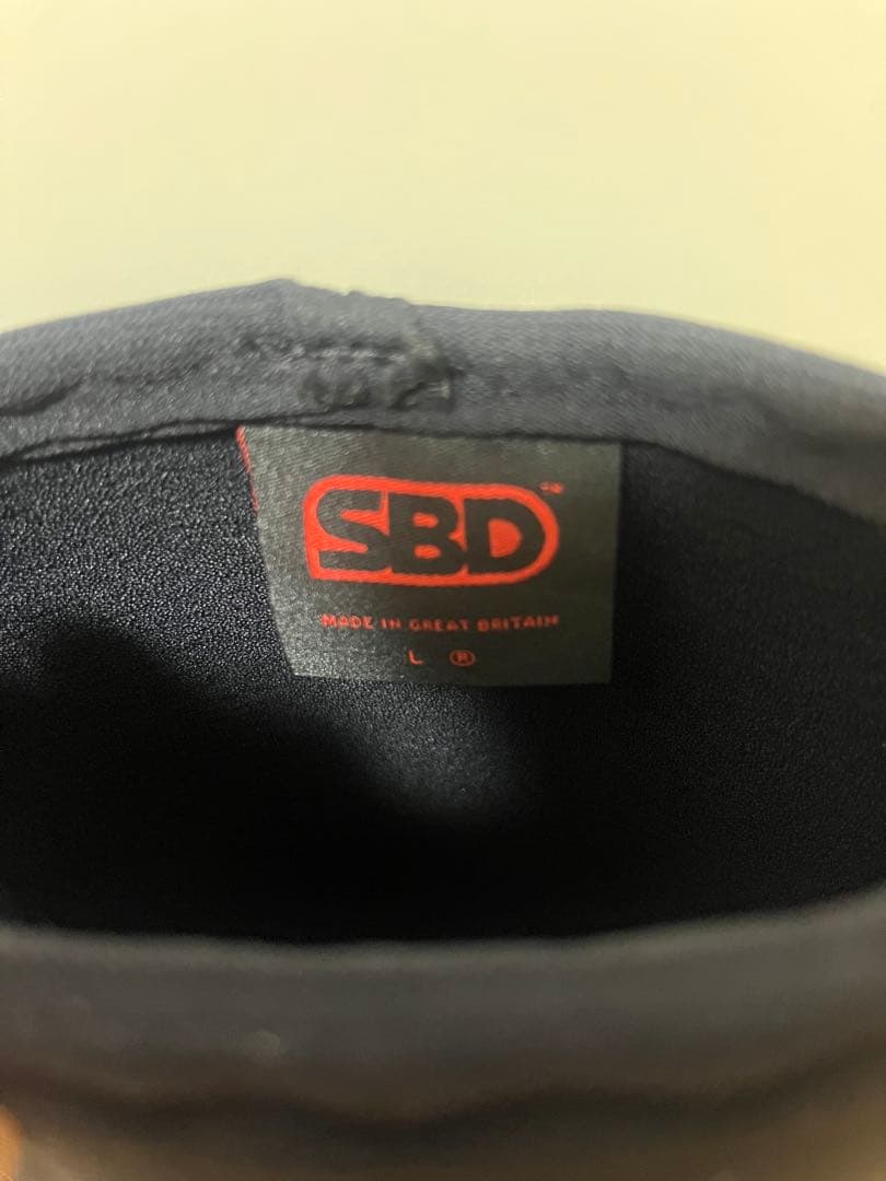 SBD エルボースリーブ Lサイズ 黒/赤