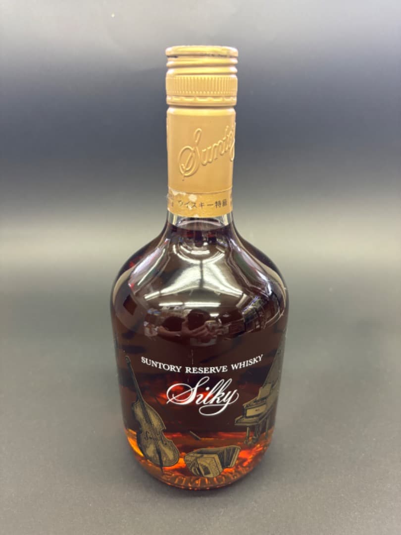 レア物美品 サントリーウイスキー　シルキー　楽器ボトル　760ml 43% 希少