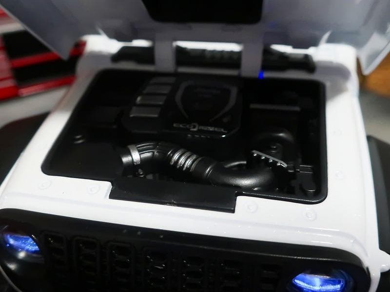 1/18 ジープ ラングラー ルビコン ダイキャスト カスタム