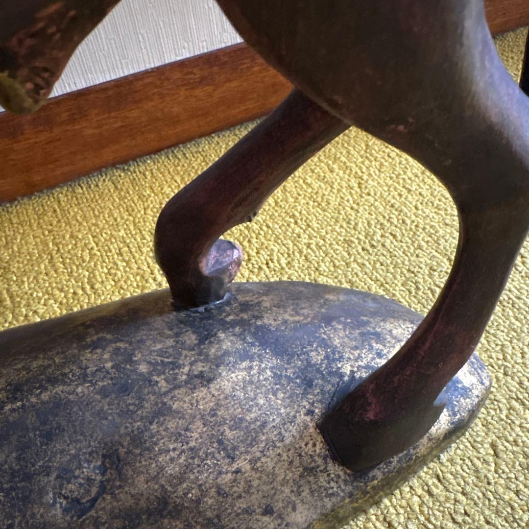 馬の彫刻 アンティーク　置物　オブジェ