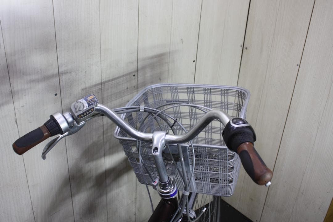 ブリヂストンA22アシスト 大容量リチウムイオン8.1AH 26インチ 3段 茶