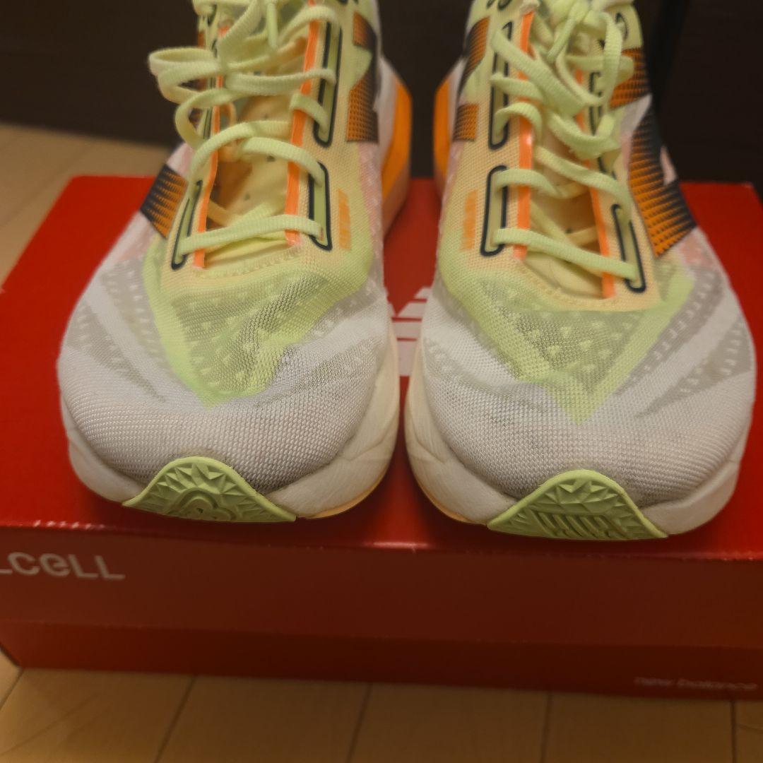 ニューバランス FuelCell SuperComp Elite v4　26.5