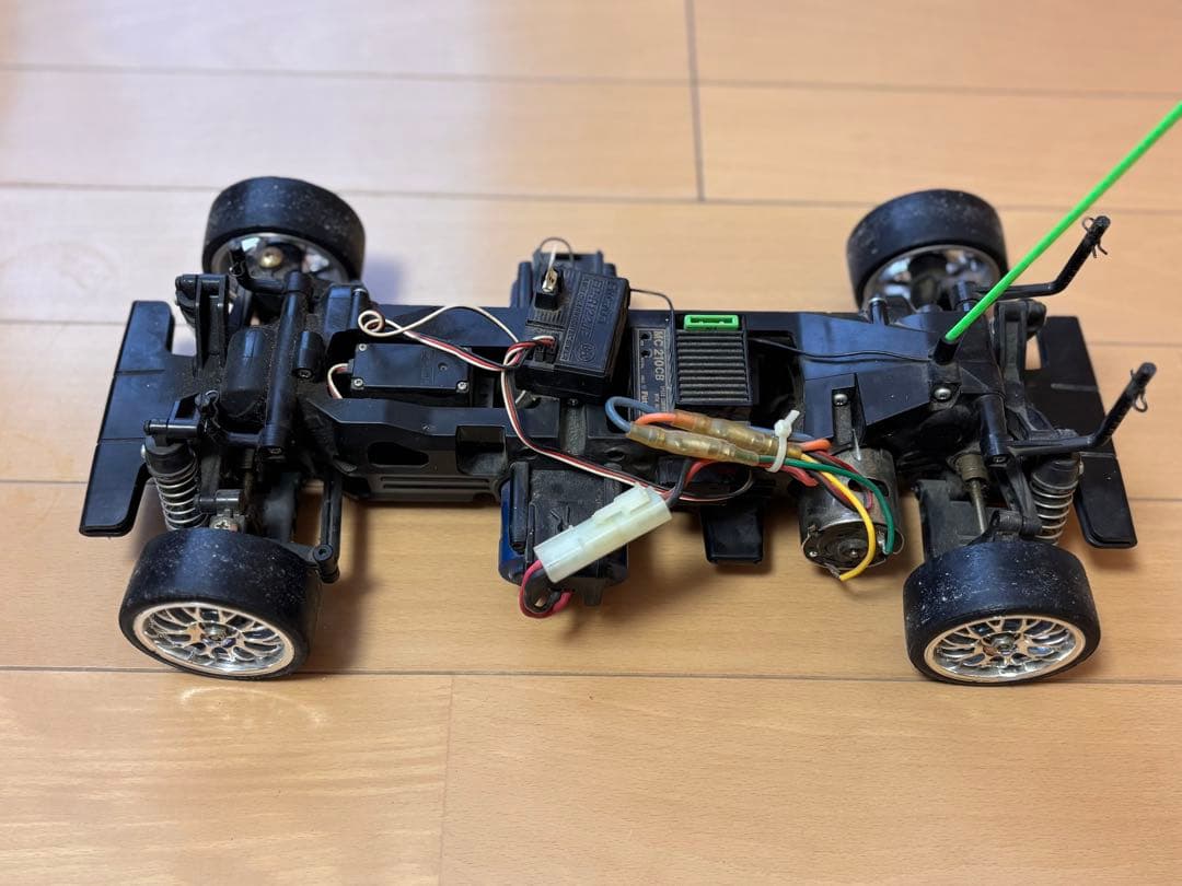 完成品ニッサンcalsonicスカイライン