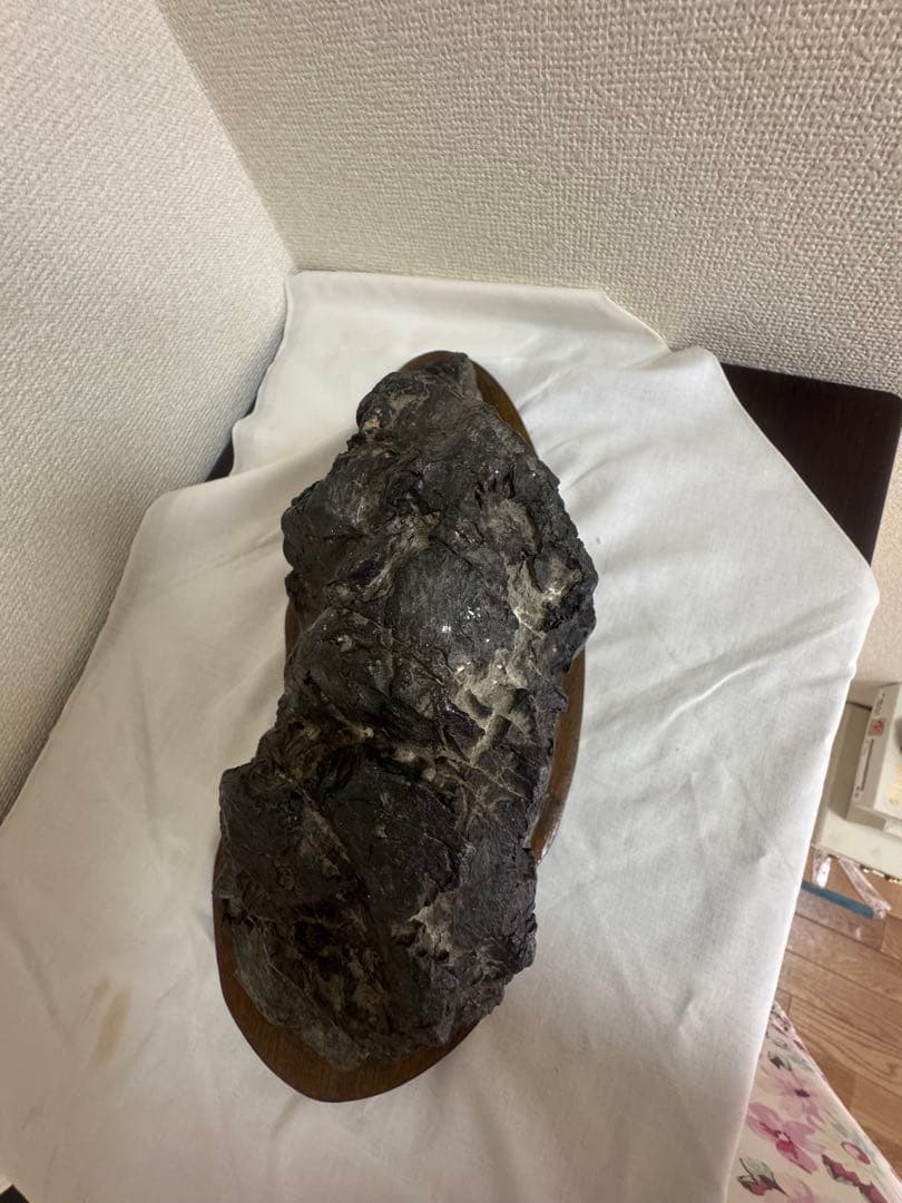 石製 山の形 置物 木製台座付き