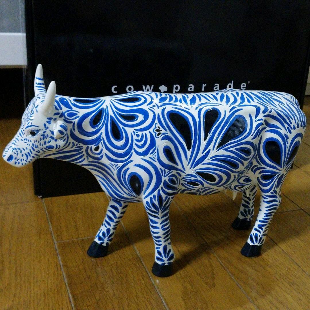 カウパレード　Cow Bella Jan Heaton