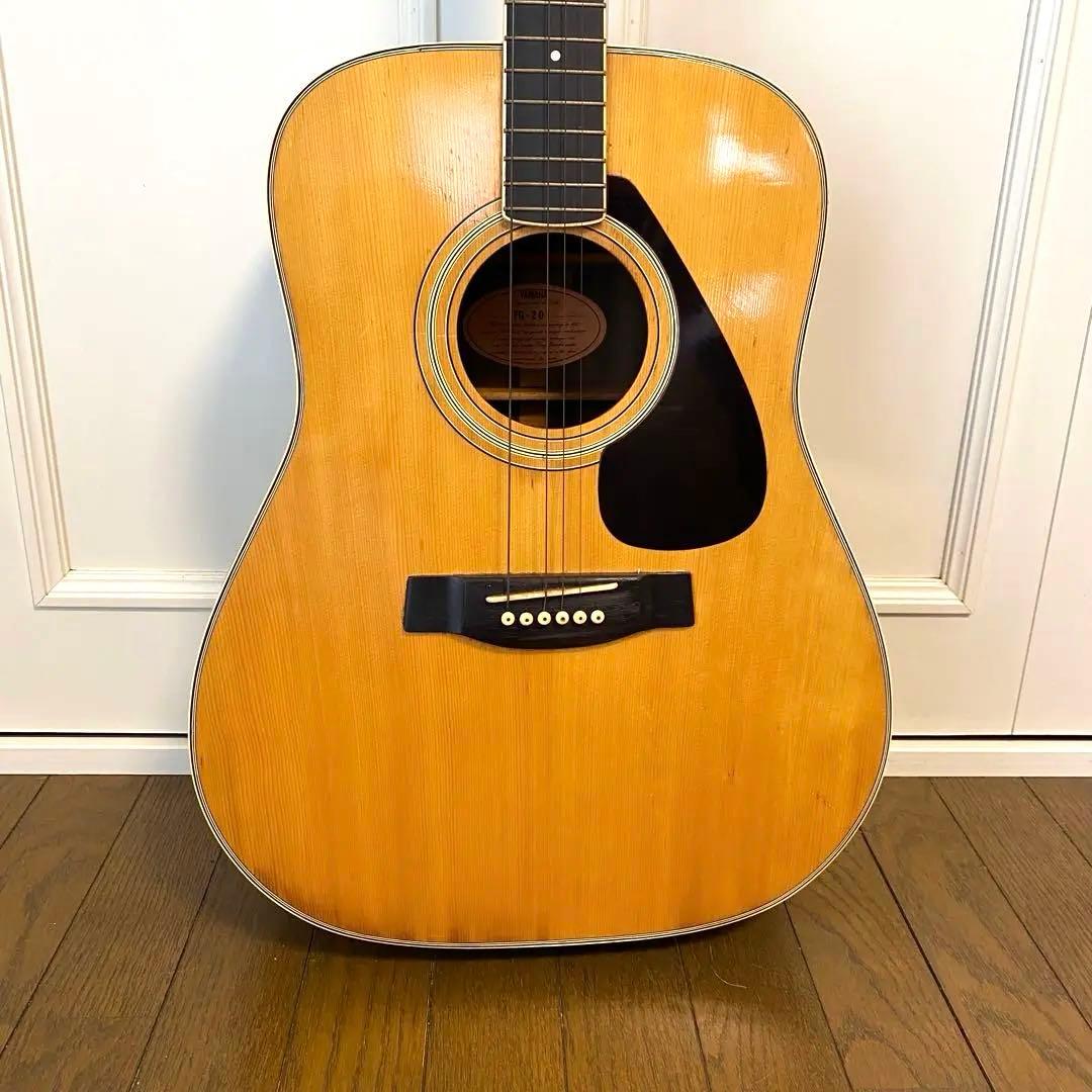 ヤマハ　YAMAHA アコースティックギター　FG201
