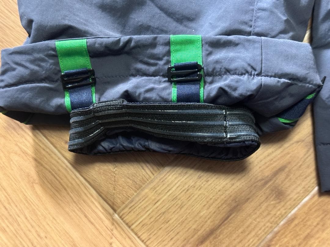 モンベル スノーウェア上下セット 130cm グローブ付き