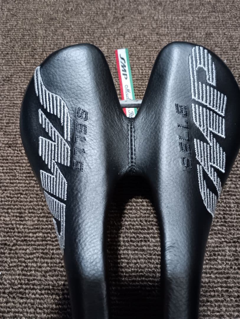 Selle SMP composite ロードバイクサドル