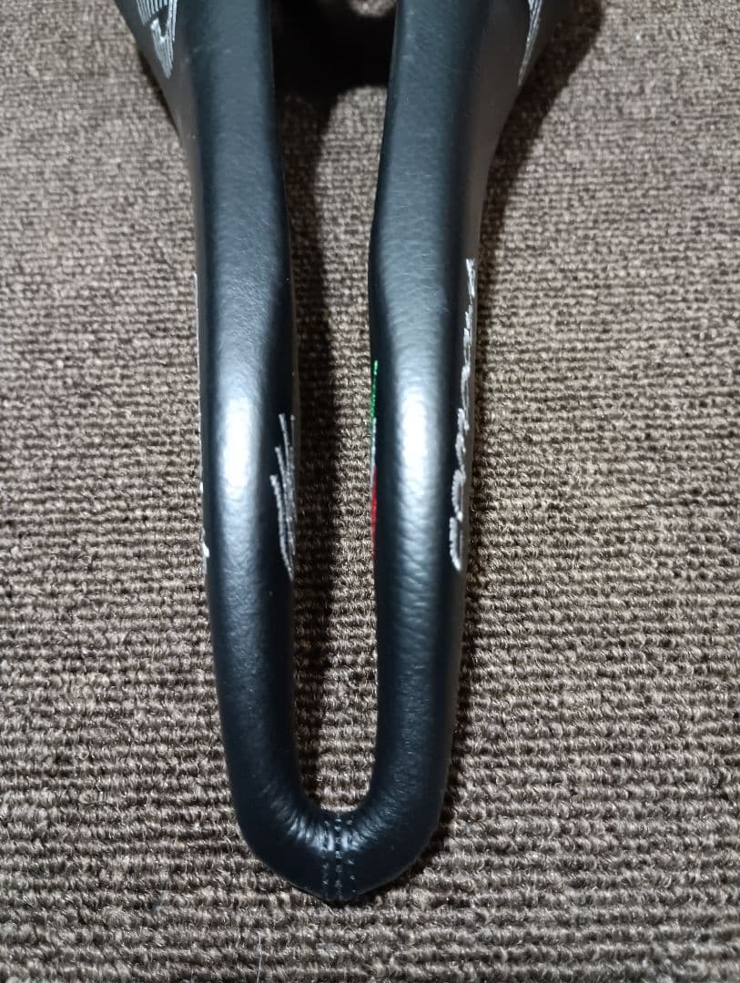 Selle SMP composite ロードバイクサドル