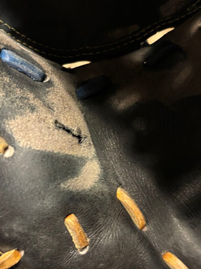 ミズノプロ投手用グローブ　黒