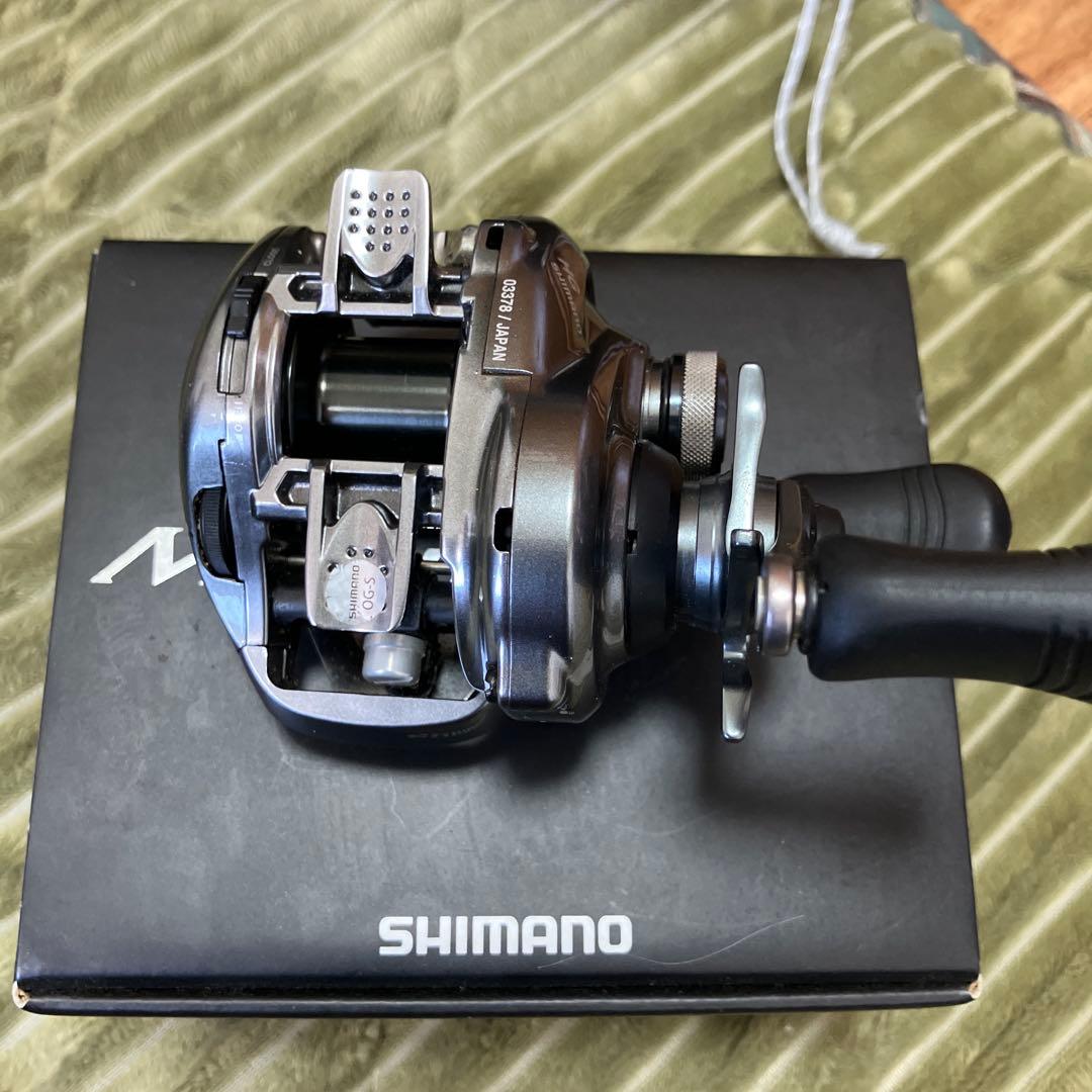 SHIMANO MICRO MODULE ダブルハンドルリール