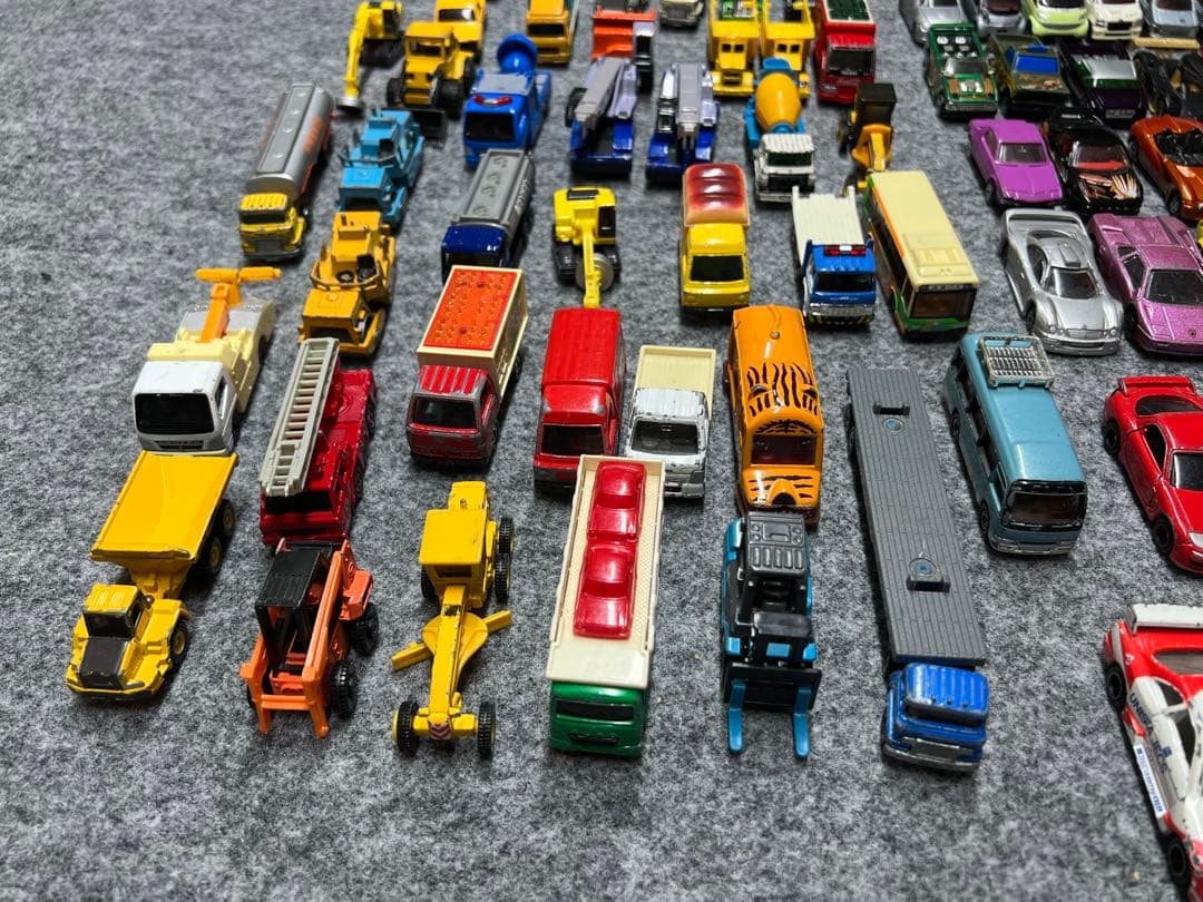 トミカ まとめ売り ミニカー 約150台セット 働く車 旧車 名車