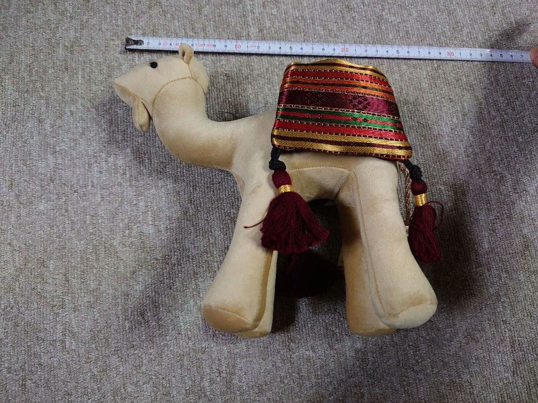 ヨルダンパビリオン　ラクダ ぬいぐるみサイズ大　民族織物