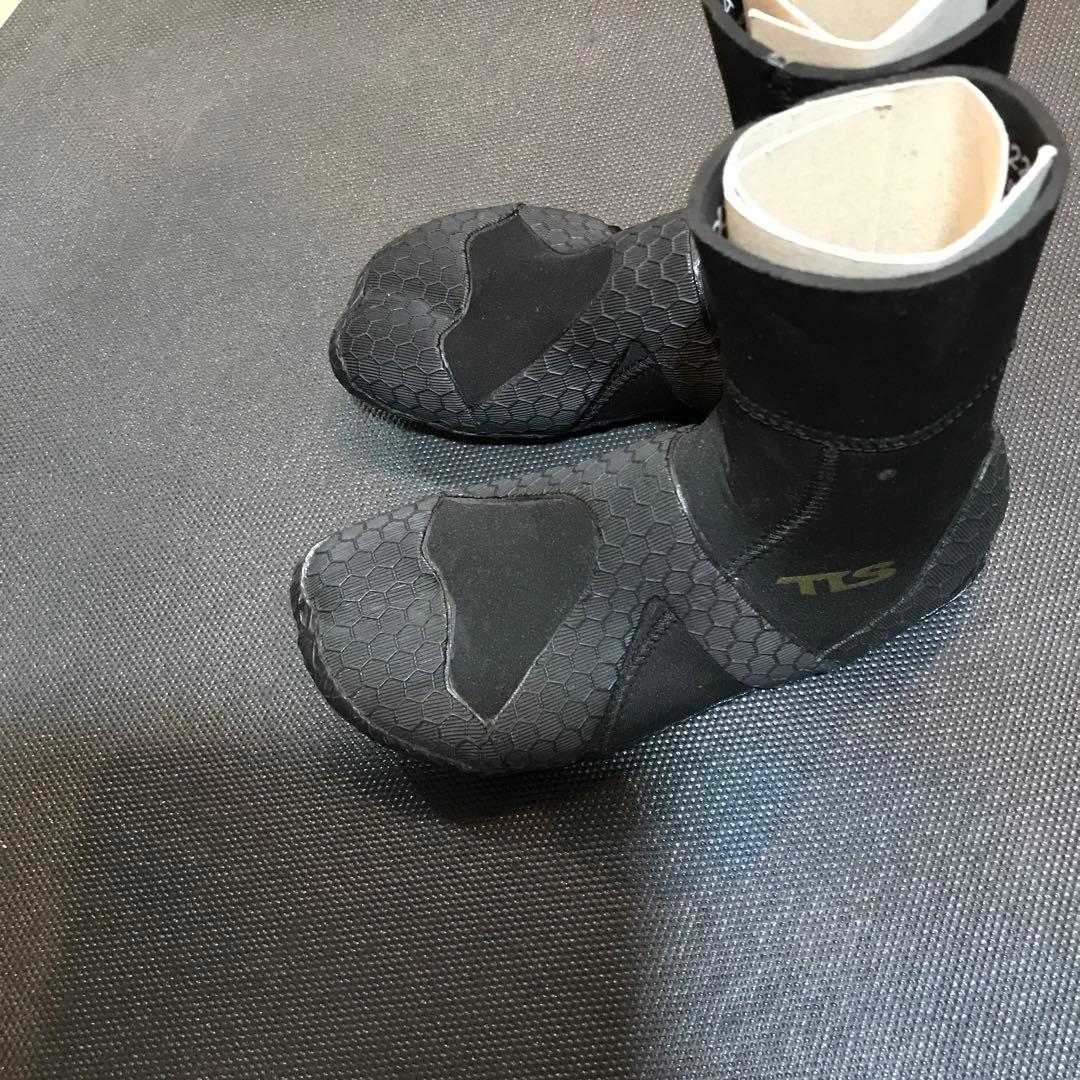 Tools ツールスサーフ用ブーツ22cm 箱なし　定価10500円