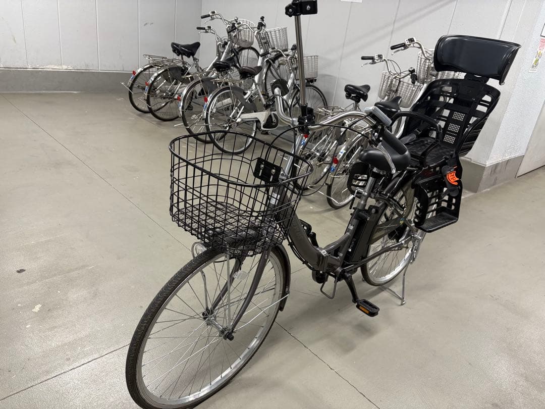 電動アシスト自転車 チャイルドシート付き。お引き取り。