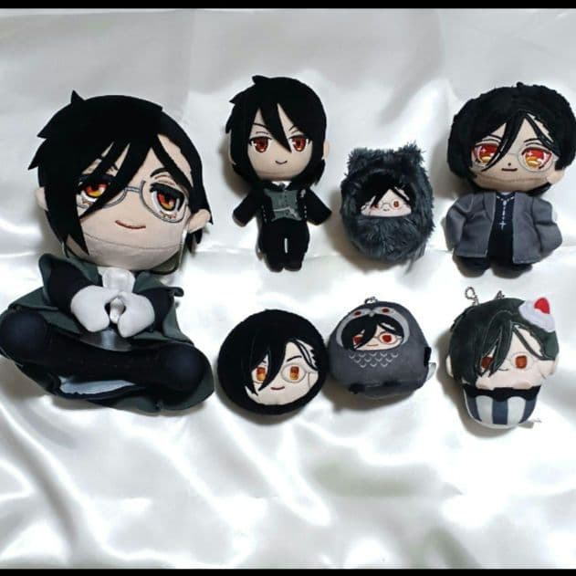 セバスチャン　ぬいぐるみ　ぷぎゅっと　たぴぬい　AGF　黒執事　マスコット