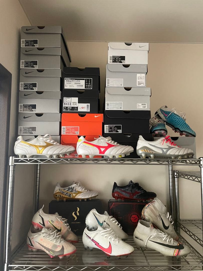 サッカースパイク 27cm