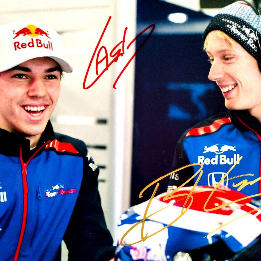 ピエール・ガスリーとブレンドン・ハートレイ直筆サイン入り写真…