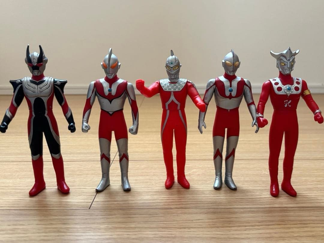 ウルトラマン　ウルトラ怪獣　ソフビ人形　46体まとめ売り