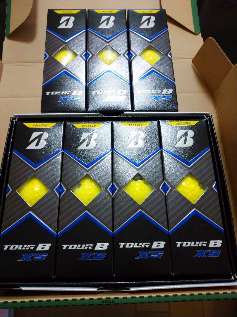 ブリヂストン TOUR B XS ゴルフボール 21個