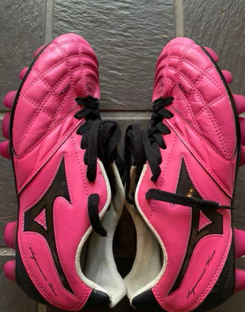 サッカースパイク　ミズノ