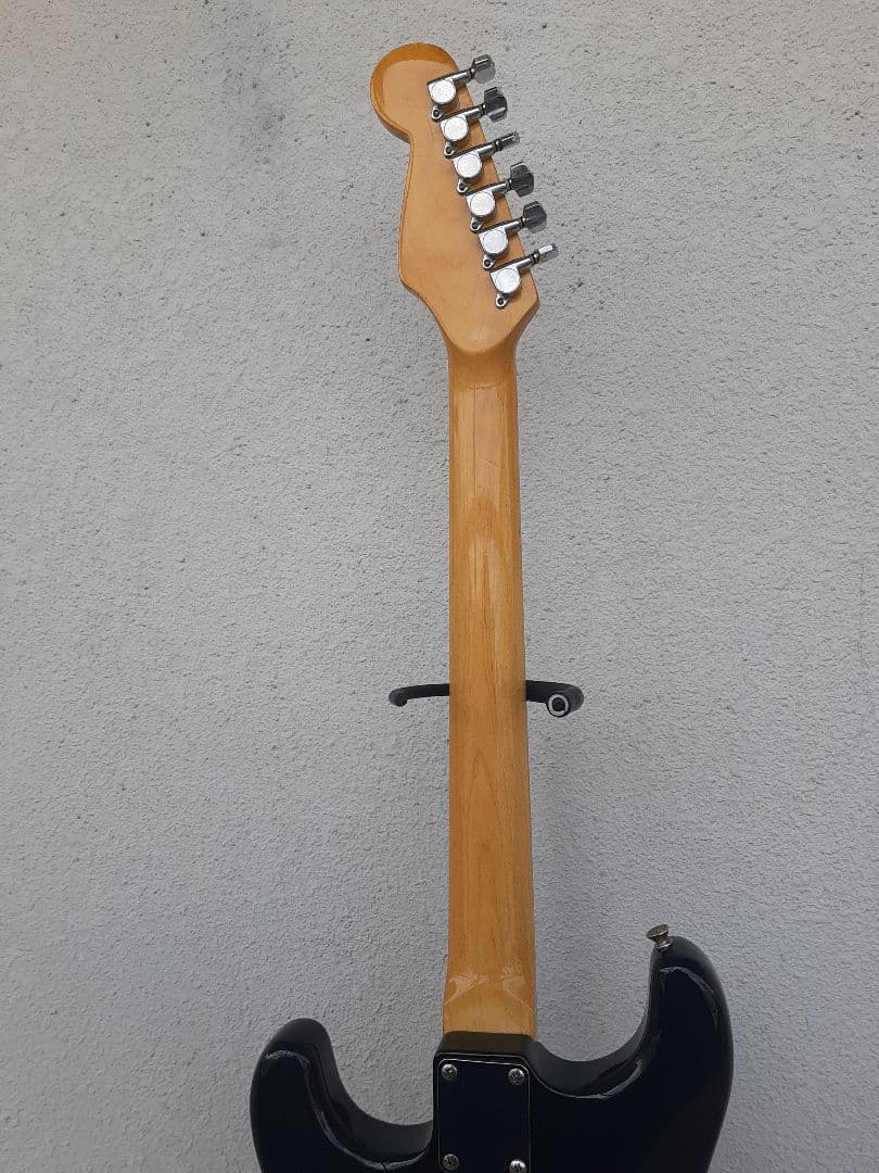 最終値下げ加熱処理ＡＩＹストラトタイプエレキギターSSH黒完全調整済