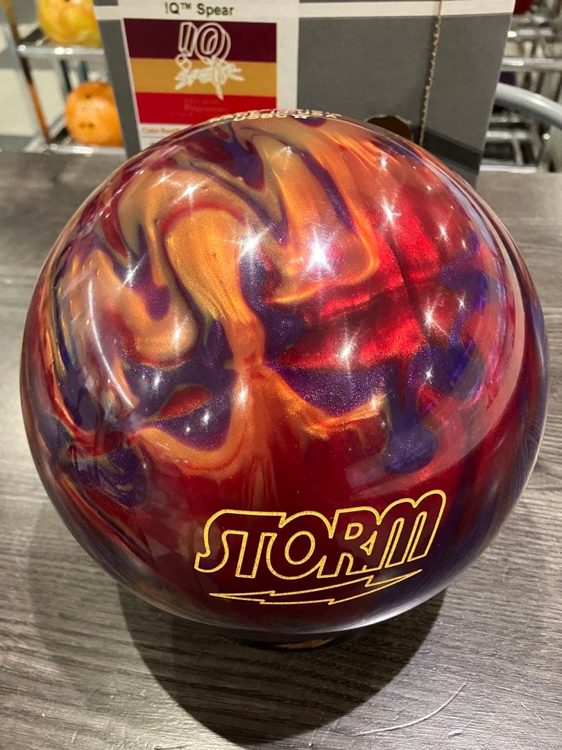 ハルさん専用。STORM IQ Spear ボウリングボール 15ポンド