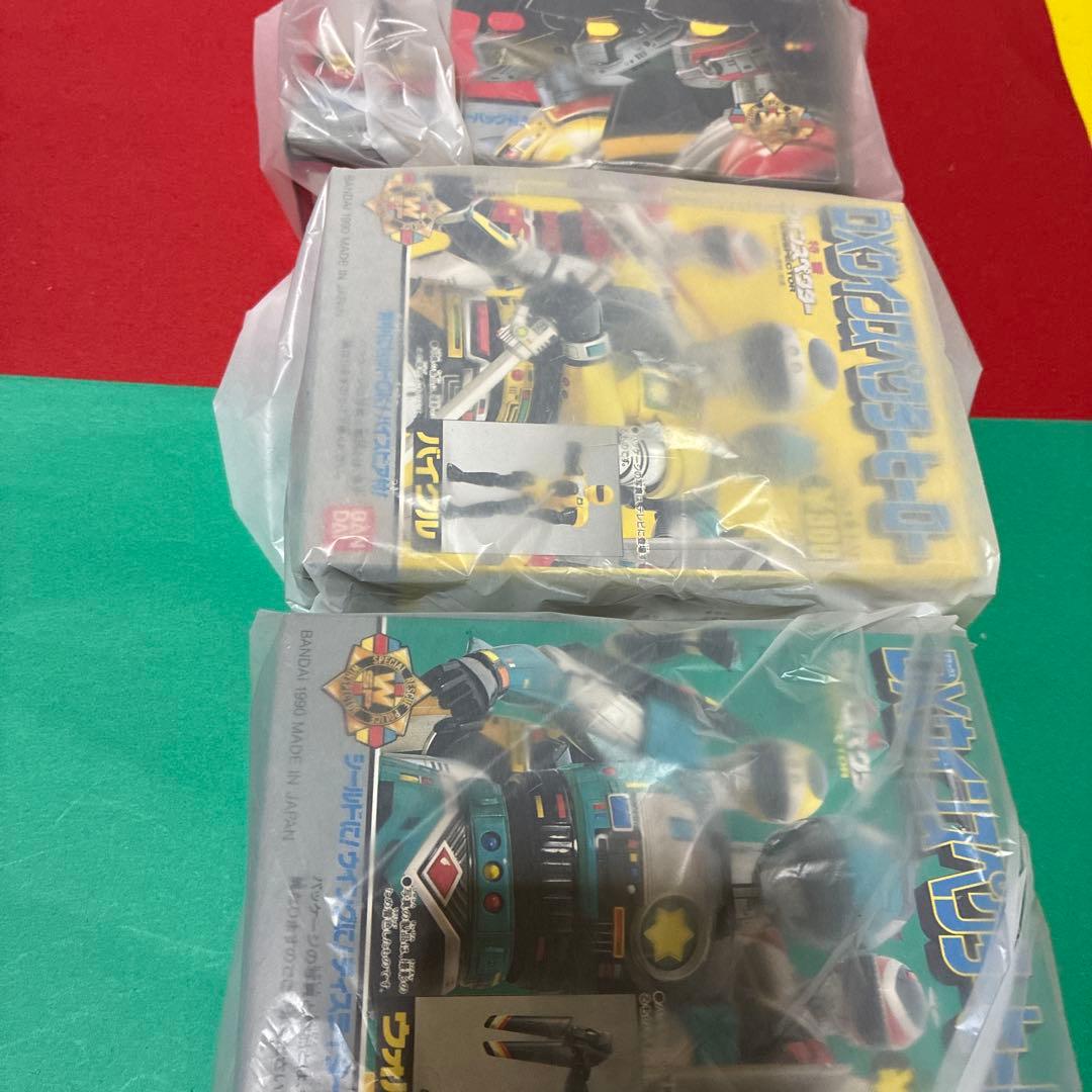 特撮　DXウインスペクターヒーロー フィギュア 3体セット　未使用