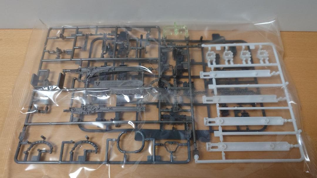 【新品】 ガンダムベース限定 RG シナンジュ メタリックグロスインジェクション