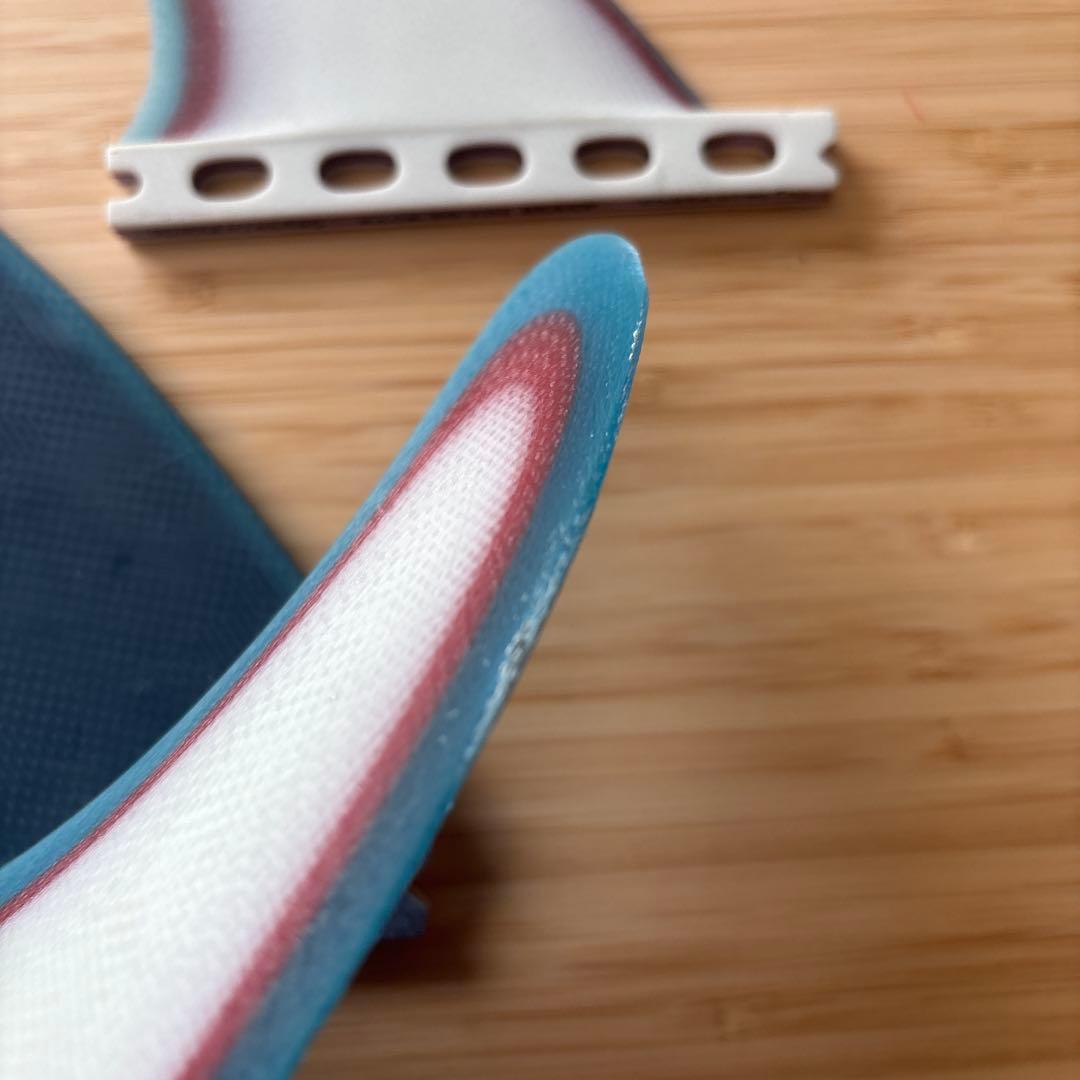 フューチャーフィン　タイラーウォーレン　2➕1 ツインスタビ