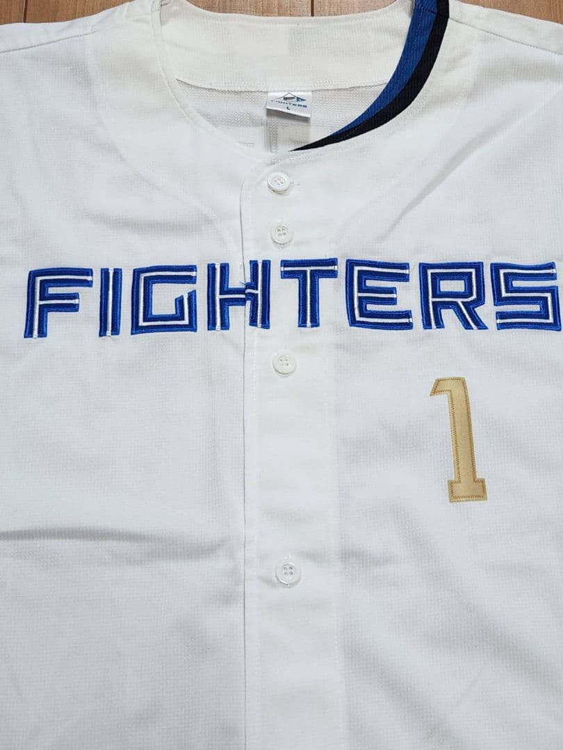 新品、未使用 日本ハムファイターズ ビッグボス ユニフォーム Lサイズ