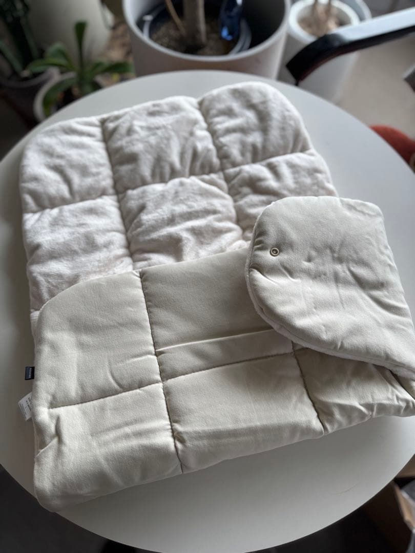 SSOOOK スリングバッグ　アイボリーLバッグが右 ボアブランケット付き