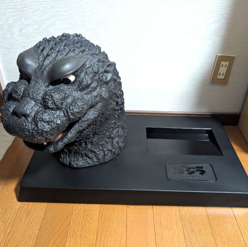 希少品　　ゴジラ　ファイナルボックス　50周年記念　リアル　コレクション