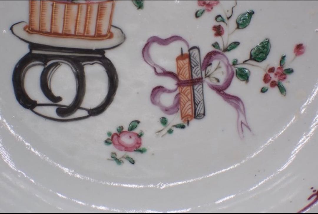 中国古美術品　清の乾隆時代　粉彩皿　本物保証 23cm