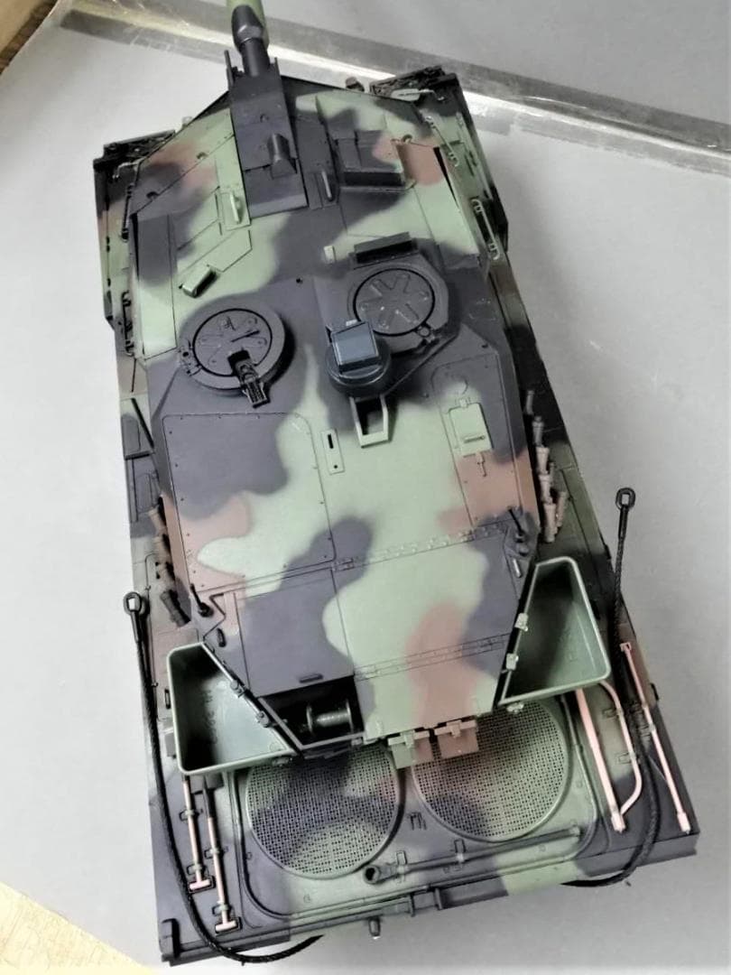 訳あり1/16戦車ラジ今　ドイツレオパルド　ヘンロン基板7.0