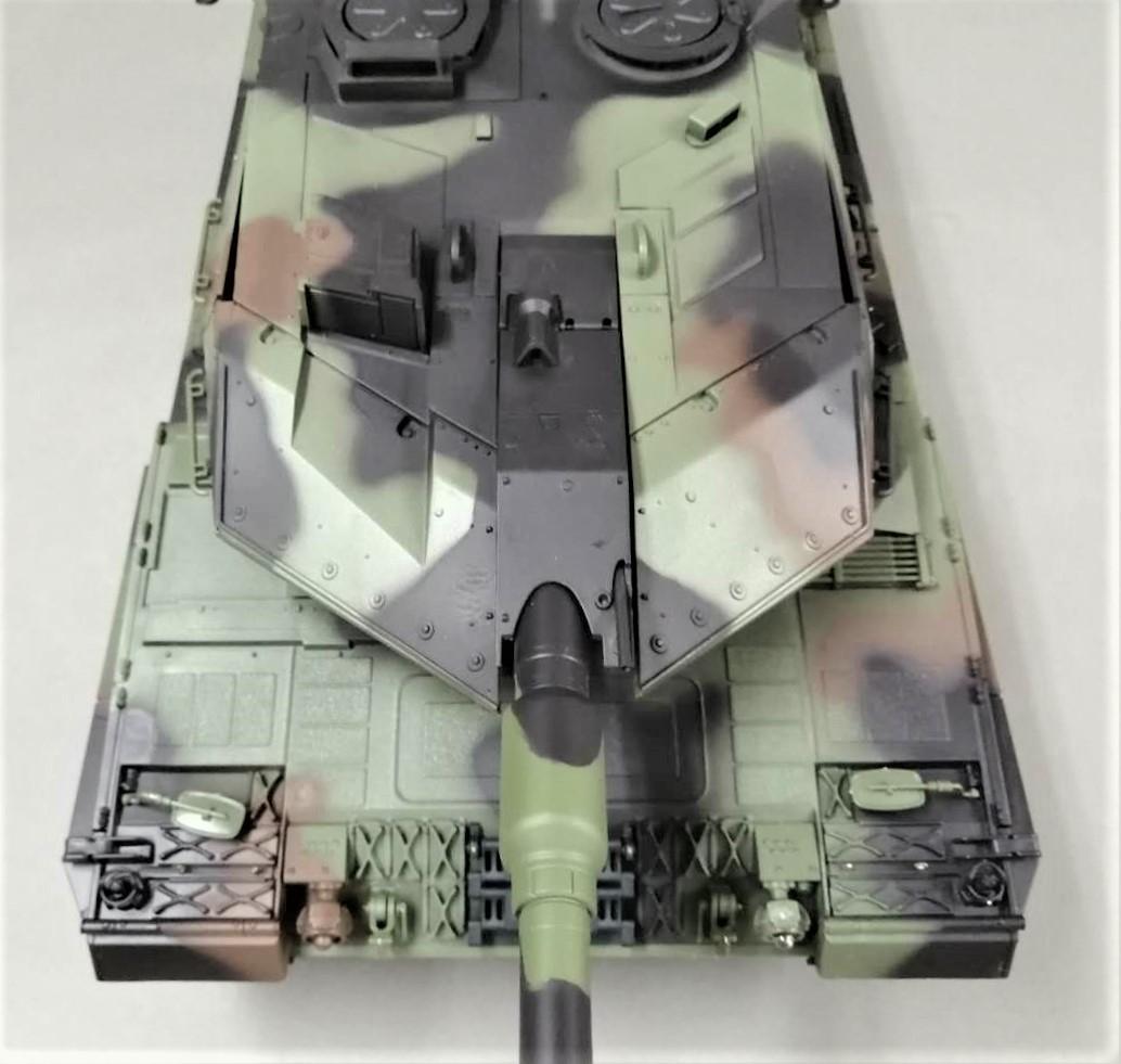 訳あり1/16戦車ラジ今　ドイツレオパルド　ヘンロン基板7.0