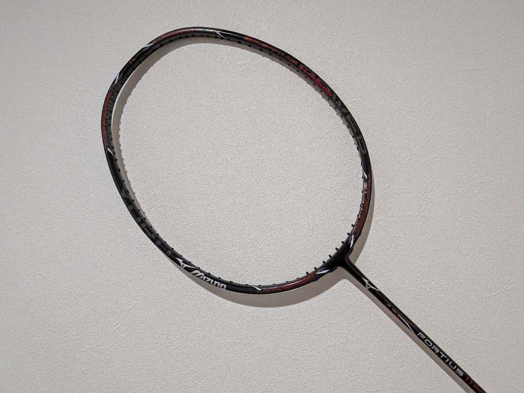 【美品】フォルティウス11パワー/4U6/ミズノバドミントンラケット