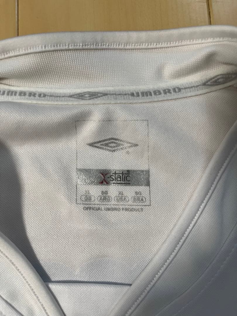 ロビーニョ、元ブラジル代表、サイン入り サントスFC時代のユニホーム