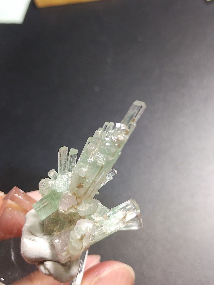 素晴らしいトルマリン結晶　477