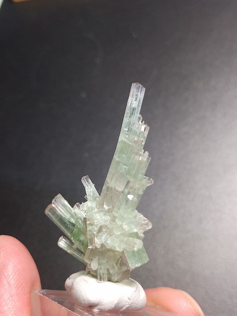 素晴らしいトルマリン結晶　477