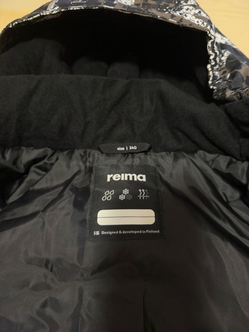 【値下げ！】新品✨reima 子供用スキーウェア 140
