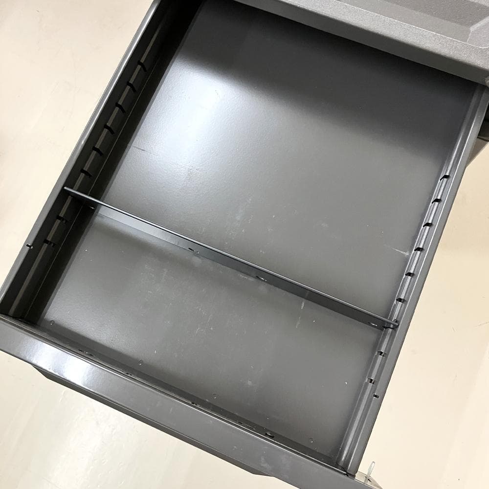 #2774-2　UCHIDA　スチールワゴン　サイドワゴン　デスクワゴン　鍵あり