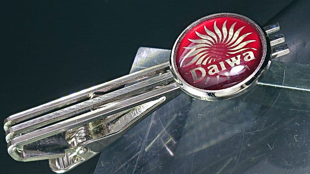24.極希少残存個体【ダイワ精工大和精工】新素材製品開発テスター向譲渡タイピン