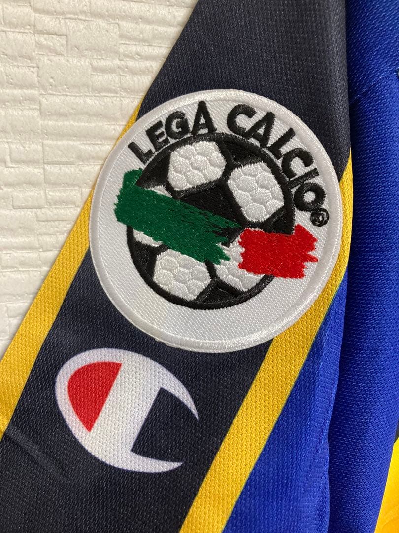 01-02 セリエＡ パルマ 中田英寿 ユニフォーム（H）